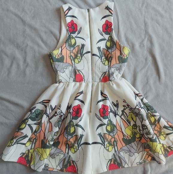 Here Comes The Sun Party Dress floral, Size 8 (AU) - Picture 5 of 11